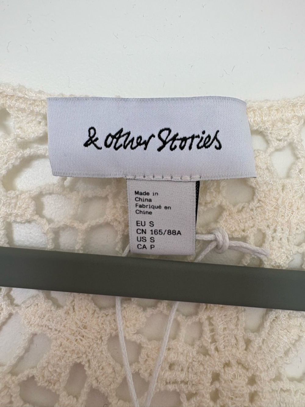 & Other Stories Cream Floral Crochet Top Size Small - Picture 7 of 9